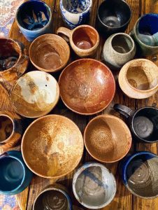 Yv3hfnKm various ceramic bowls